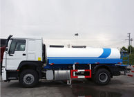 الكربون الصلب خزان المياه الناقل شاحنة ، 4 × 2 266hp غاز البترول المسال شاحنة ناقلة 8m3 حجم