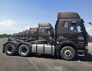 J5P 420 Hp 6x4 10 عجلات 80 طن شاحنة جرار شاحنة مع J5P تطول المقصورة