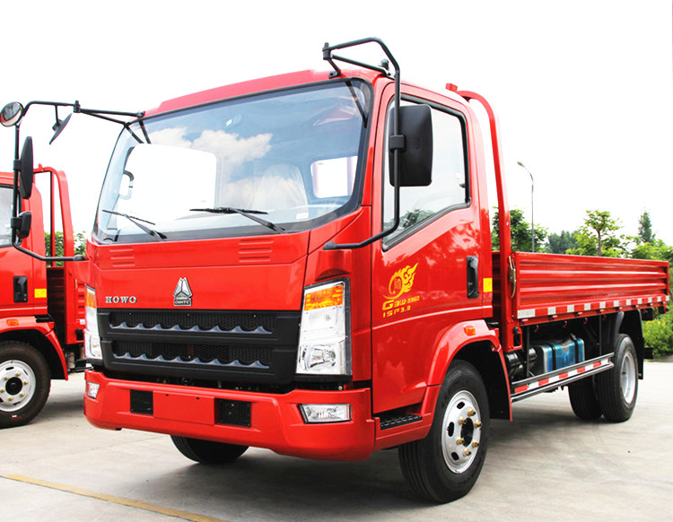 HOWO 4X2 شاحنة توصيل البضائع ، شاحنة بضائع مسطحة 9.726L Displacement ZZ1167M4611