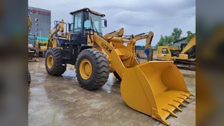 الحفارة XE200D: القوة والسرعة للمهام الصعبة