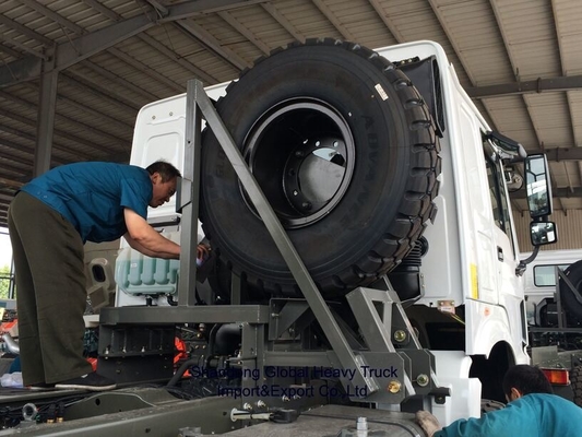 Sinotruk HOWO جديد / مستعمل 371HP اليورو 2 6X4 Rhd قيادة اليد اليمنى شاحنة مقطورة رأس شاحنة جرار