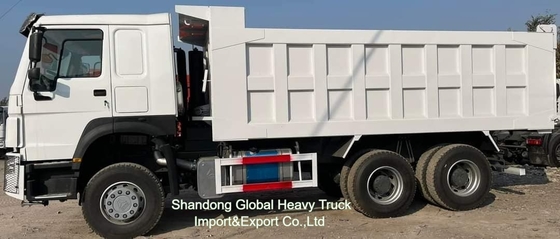 القيادة اليسرى اليمنى شاحنة سينوتريك 15 25 35 طن HOWO 371HP 375HP 400HP 6X4 8X4 مستخدم