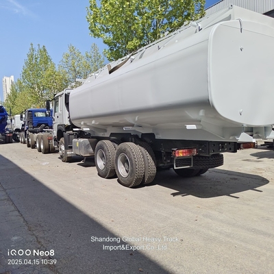 شاحنة صينوتروك HOWO 6X4 20000L ناقلة زيت وقود ناقلة للبيع في الفلبين