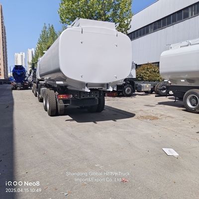 شاحنة صينوتروك HOWO 6X4 20000L ناقلة زيت وقود ناقلة للبيع في الفلبين