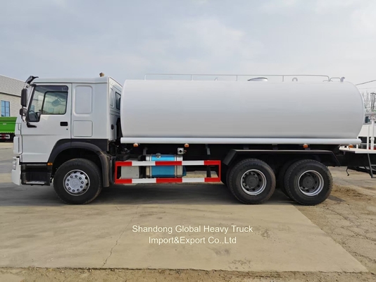 محرك الديزل شاحنة سينوتروك HOWO 6X4 336HP HOWO 10 إطارات 20000 لتر رذاذ خزان المياه شاحنة
