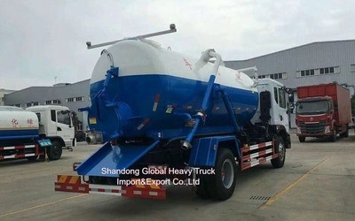 دونغفينغ 4cbm 4 * 2 شاحنة امتصاص مياه الصرف الصحي