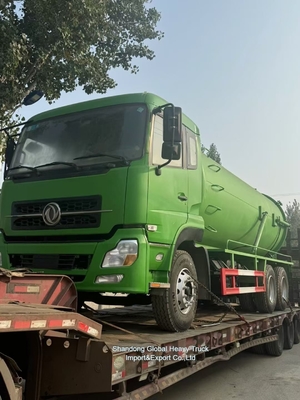 HOWO 371HP 6*4 شاحنة شفط مياه الصرف الصحي في حالة جديدة لجمع فعال