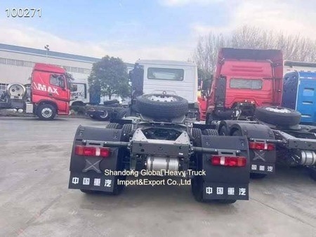 سينوتروك مستعمل HOWO 6X4 12wheeler 371HP 375 420HP جرار شاحنة رئيسية محرك رأس الجرار للبيع