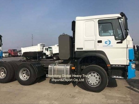Sinotruk HOWO جديد / مستعمل 371HP اليورو 2 6X4 Rhd قيادة اليد اليمنى شاحنة مقطورة رأس شاحنة جرار