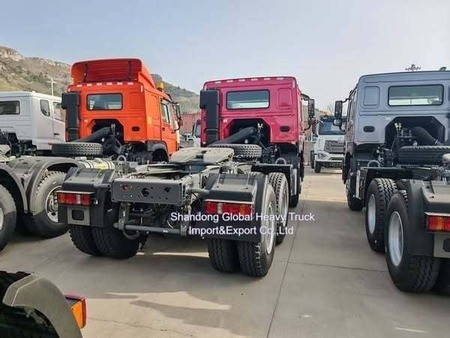 سينوتروك مستعمل HOWO 6X4 12wheeler 371HP 375 420HP جرار شاحنة رئيسية محرك رأس الجرار للبيع