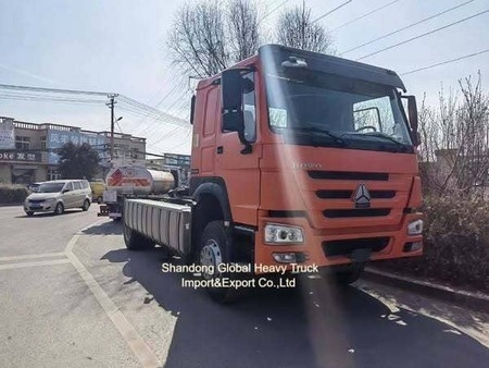 شاحنة جرارية من طراز سينوتروك HOWO Nx / Shacman / FAW 371HP 400HP 6X4