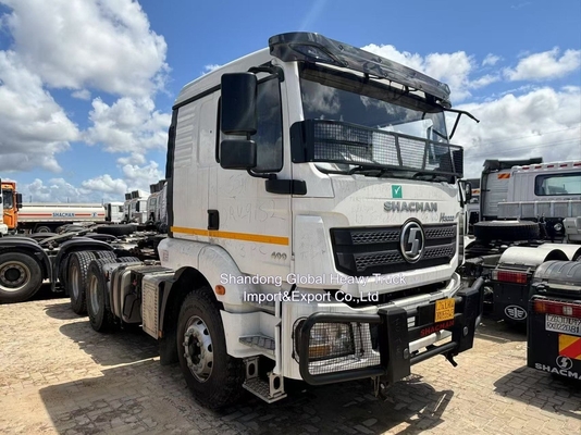 6X4 القيادة اليسرى أو القيادة اليمنى 380HP شاكمان F3000 مقطورة مقطورة تستخدم شاحنة رأس الجرار