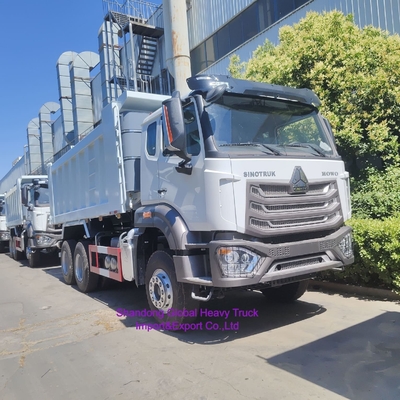 شاحنة " سينوتروك " لـ " هوو " Nx 8X4 Euro2 336HP 371HP