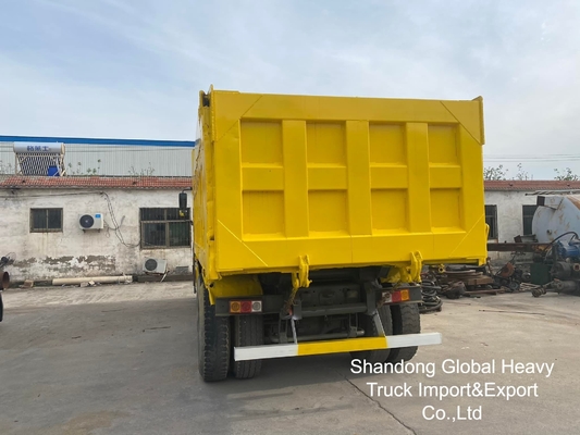 شاحنة قلابة تفريغ ثقيل مستعملة من طراز Sinotruk HOWO 6X4/8X4 A7/T7 بعجلات 10/12، قوة محرك 371 حصان/380 حصان، سعة 18-25 متر مكعب