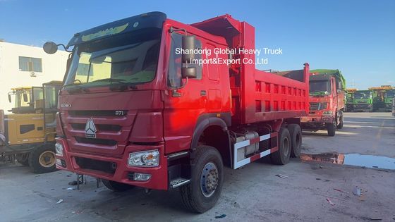 شاحنة قلاب HOWO للخدمة الشاقة بهيكل فولاذي مقوى، صندوق شحن على شكل حرف U ونظام هيدروليكي للرفع الأمامي HYVA