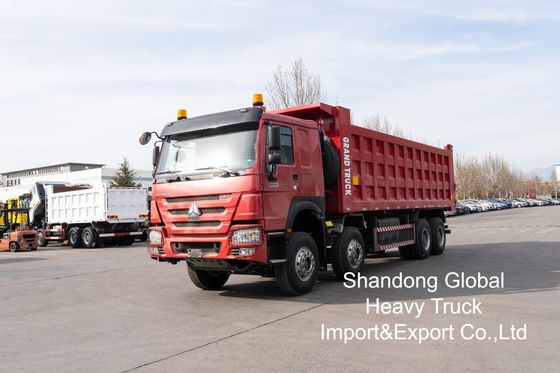 شاحنة قلابة Sinotruk HOWO 8×4 بمحرك بقوة 420 حصان وجسم شحن معزز للتعدين الثقيل