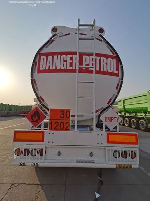 شبه مقطورة صهريج وقود شديدة التحمل بثلاث محاور بسعة 50000 لتر