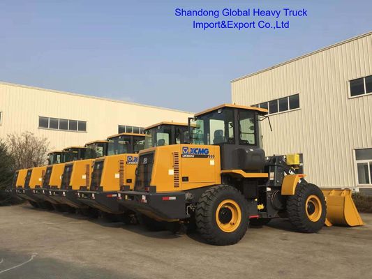 لوادر XCMG XC948E بعجلات أمامية، حمولة مقدرة 4 طن، مع دلو تحميل 2.4 متر مكعب، ومواصفات 7882*2500*3405 ملم