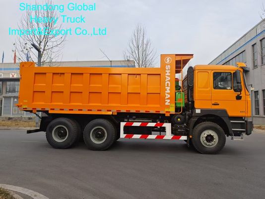 شاكمان F3000 6 × 4 شاحنة قمامة مع 25-30 طن الحمولة المفيدة البناء الثقيل والهيكل الفولاذي عالي القوة