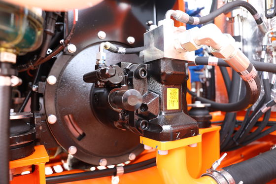 حفارة صغيرة هيدروليكية من لونكينج بوزن 6 طن، بقوة 15.4 كيلووات/2400 دورة في الدقيقة، وحجم مضغوط 5900*2000*2600 ملم