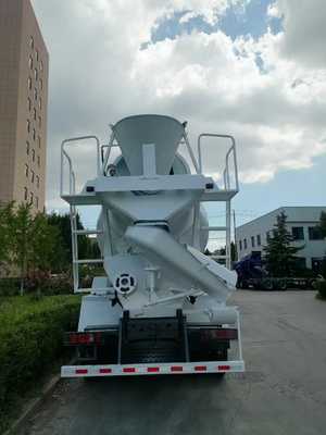 كفاءة عالية 20cbm سعة 400 حصان محرك شاسية ثقيلة HOWO شاحنة مزيج الخرسانة