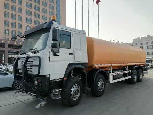 شاحنة صهريج مياه للشرب HOWO Nx 6X4 380HP سعة 25000 لتر مع هيكل مقوى