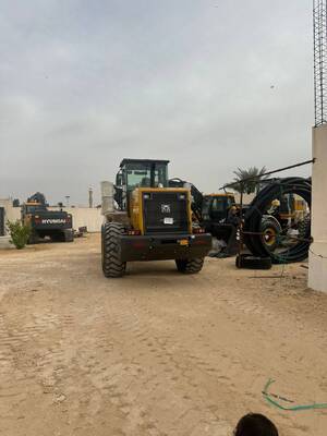 شاحنة عجلات 5 طن من XCMG ZL50GN مع دلو صخرة 3.0m3 و 162kW قوة مقياسية للبناء