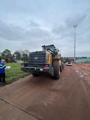 XCMG XC958 5.8 -6 طن فئة محمول عجلات مع 162kw القوة المسجلة و 1.9 Cbm سعة دلو