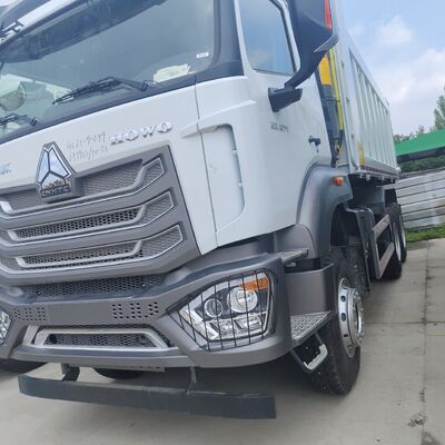 HOWO NX 6 × 4 شاحنة هدر ثقيلة مع محرك 400 حصان وجسم هدر 20CBM للتعدين والبناء
