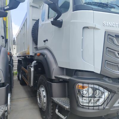 HOWO NX 6 × 4 شاحنة هدر ثقيلة بمحرك 400 حصان و 25-35 طن من الحمولة المفيدة للتعدين والبناء
