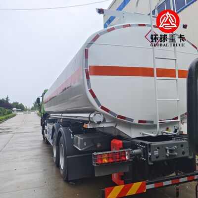Beiben 8x8 35000L شاحنة الوقود التعدينية مع هيكل العمل الثقيل لكونغو أفريقيا
