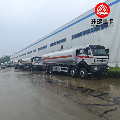 شاحنة بيبين 8 × 8 35000L الديزل الوقودية مع الاحتياجات الثقيلة خارج الطريق الهيكل للمناطق التعدينية الكونغو