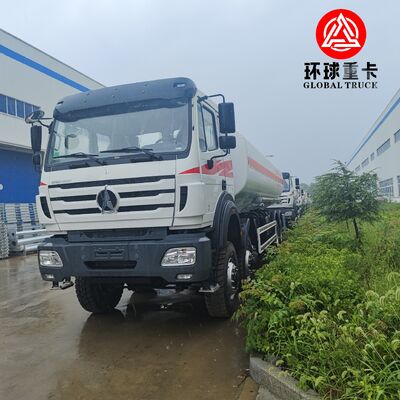 شاحنة ناقل الوقود Beiben 8x8 35000L شاحنة ناقل الوقود الديزل الثقيلة للعمل في مشروع التعدين في الكونغو