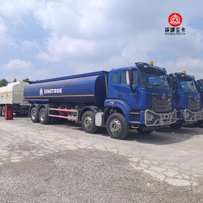 شاحنة صهريج وقود HOWO NX 8x4 بسعة 30000 لتر، شاحنة وقود ديزل ثقيلة للسوق النيجيري