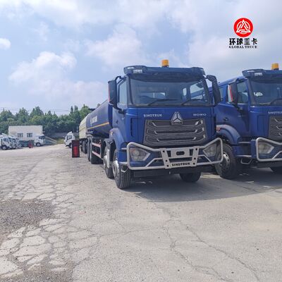 شاحنة صهريج وقود HOWO NX 8x4 30000 لتر شاحنة ديزل ثقيلة للسوق الموزمبيقي