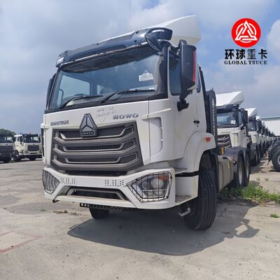 سيارة HOWO NX جديدة تمامًا 6x4 430HP محرك اليد اليمنى جرار شاحنة رئيسية للمحركات لتنزانيا اللوجستيات