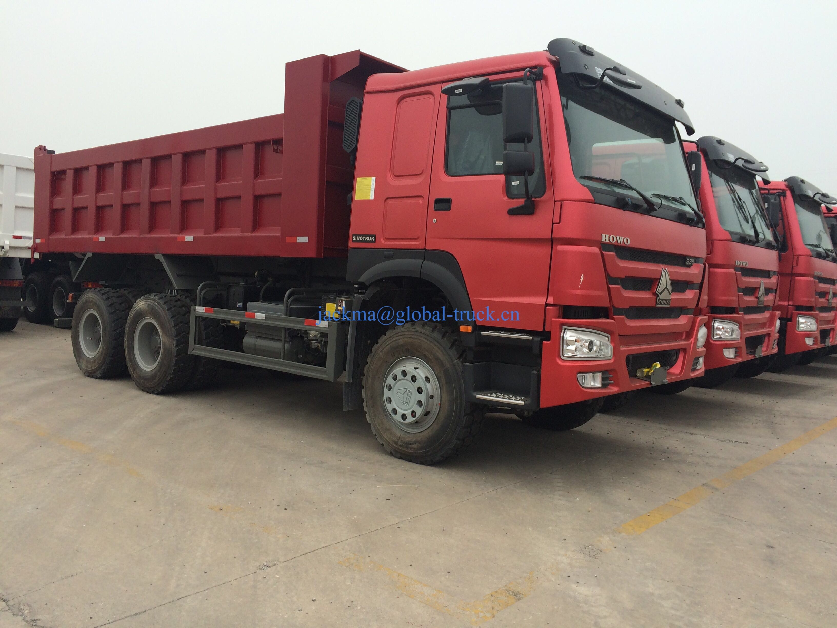 شاحنة 6x4 مستعملة SINOTRUK HOWO طن 10 عجلات شاحنة مستعملة