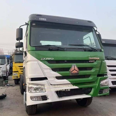شاحنة جرار 6x4 Howo تستخدم Sinotruk LHD RHD القيادة لمسافات طويلة مقطورة رأس الشاحنة