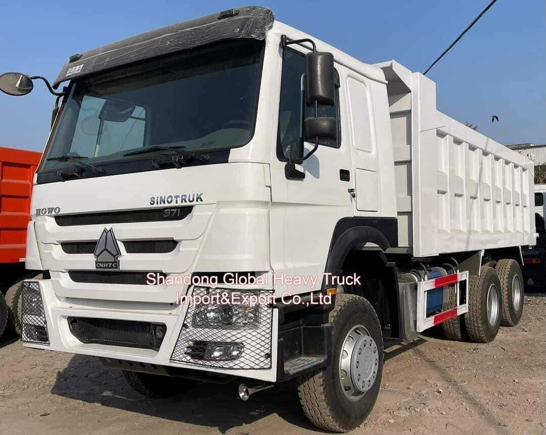 بيع مباشرة من المصنع شاحنة مستعملة / جديدة 6 * 4 Sinotruk 340HP / 380HP / 400HP شاحنة ميني تيبر