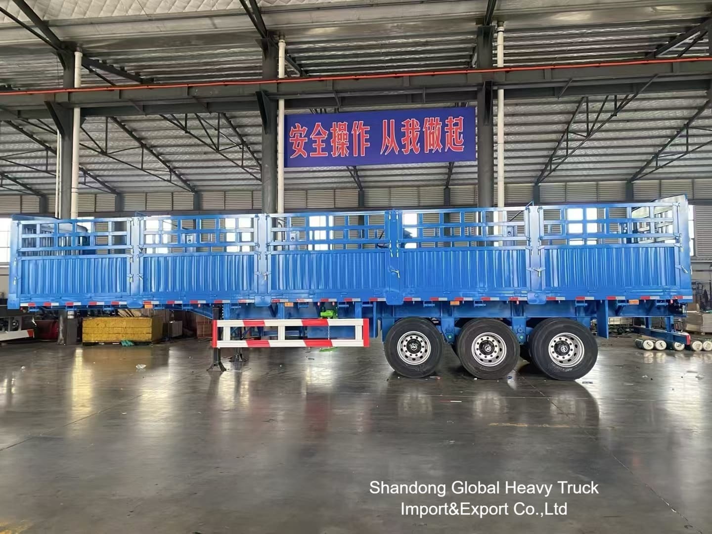 3 محور 50 طن السياج نصف مقطورة مع تعليق الهواء