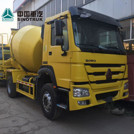 معدات الخرسانة الخرسانية الصفراء 6 × 4 م 8 شاحنة خلاطة خرسانة مع مضخة ذاتية التحميل