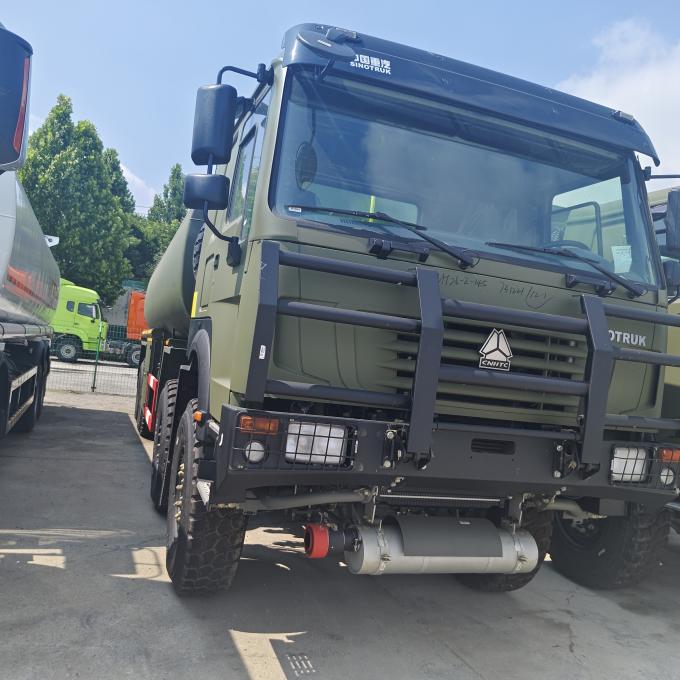 HOWO 8×8 Fuel Tank Truck front view